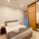 Apartmán Your Place !! - 102 *