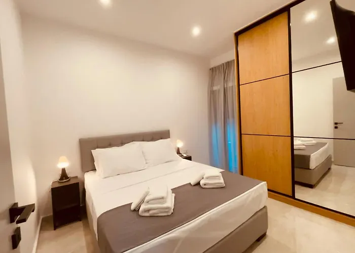 Apartment Your Place !! - 102 *